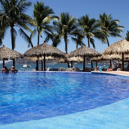 Hotel Villa Mexicana Сиуатанехо Екстериор снимка