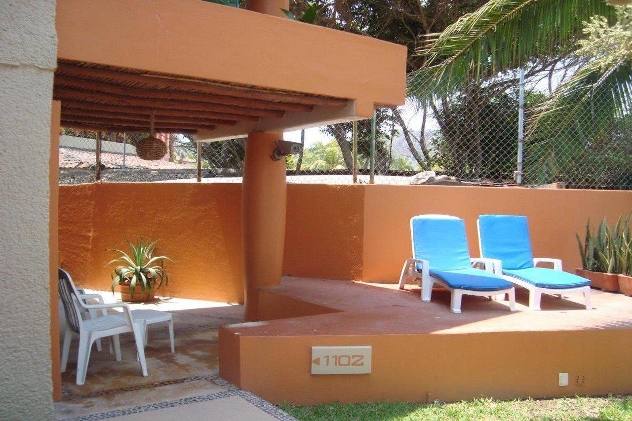 Hotel Villa Mexicana Сиуатанехо Екстериор снимка