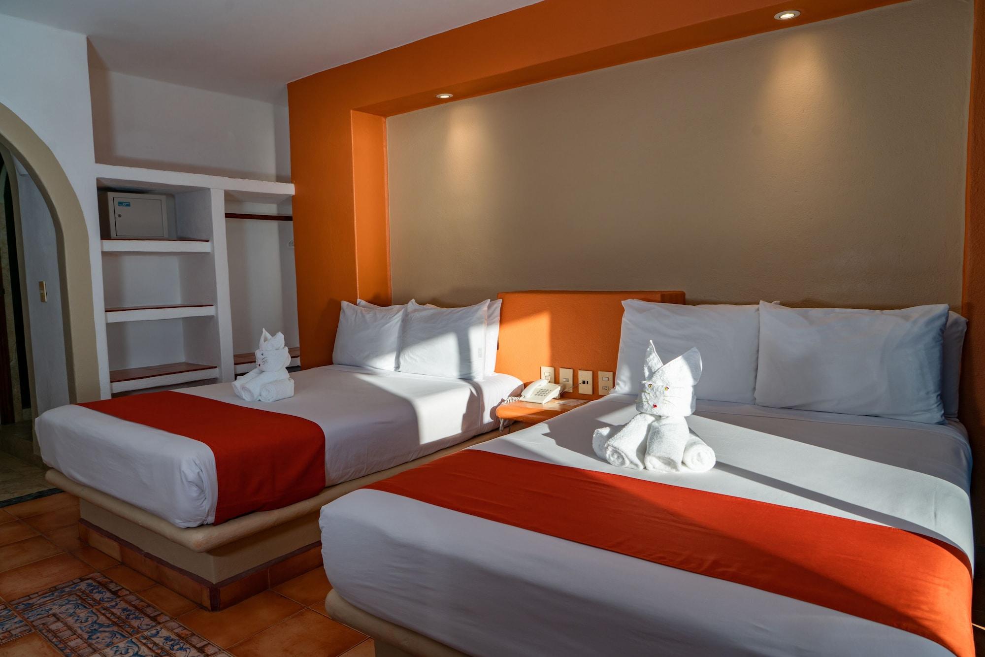 Hotel Villa Mexicana Сиуатанехо Екстериор снимка